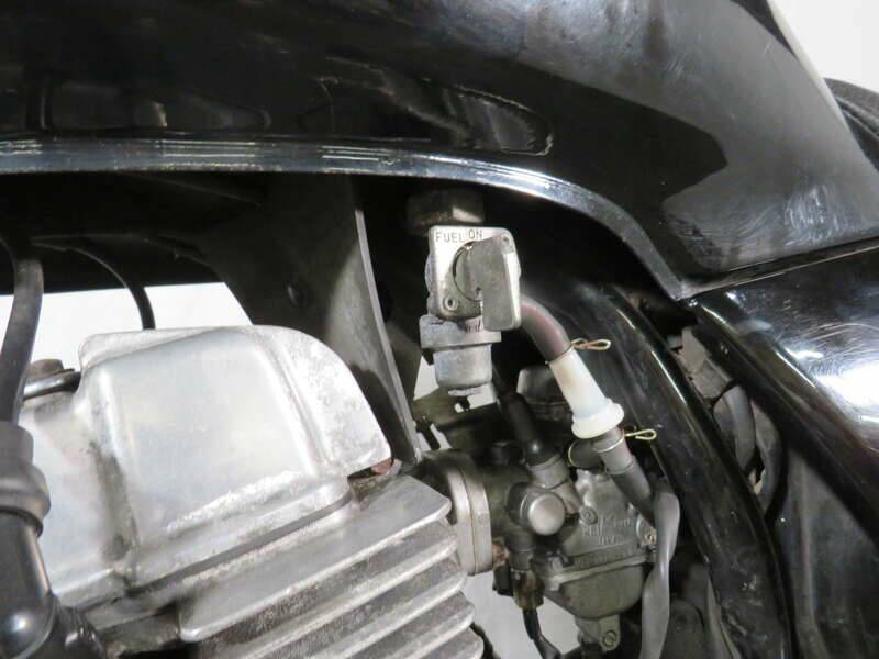 Immagine 24/40 di Honda CB 250 (1997)