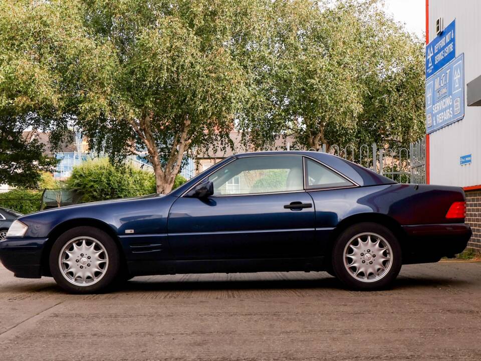 Afbeelding 2/21 van Mercedes-Benz SL 320 (1996)