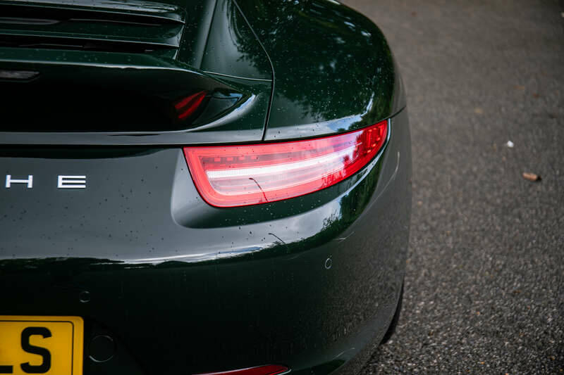 Image 16/50 of Porsche 911 Classic Club Coupé (2013)