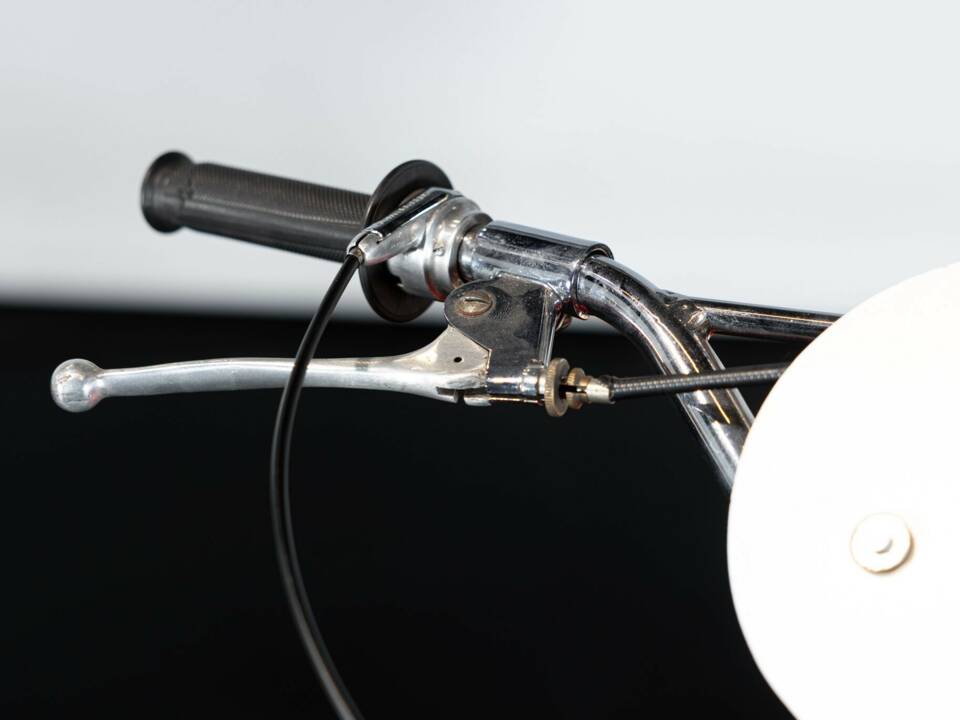 Image 28/39 of Moto Morini DUMMY (1969)