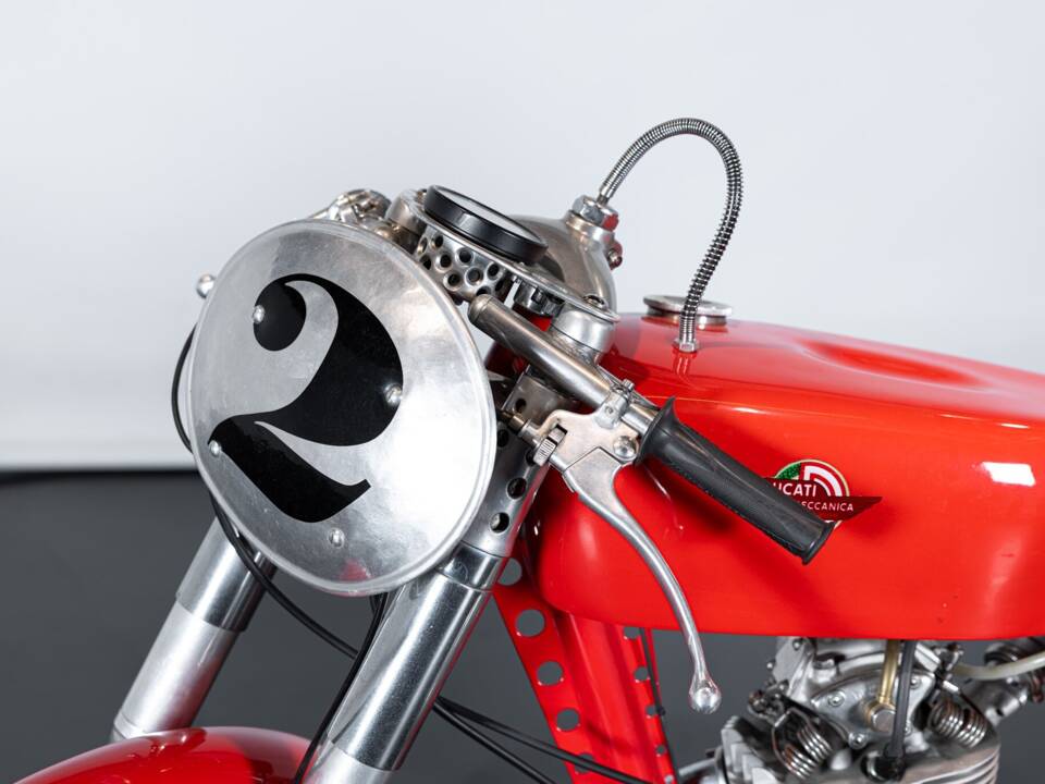 Image 30/34 de Ducati 125 Sport (1957)