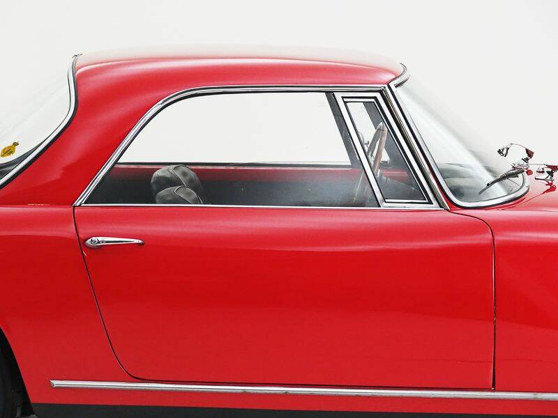 Bild 10/15 von Lancia Flaminia GTL 2.8 3C Touring (1966)