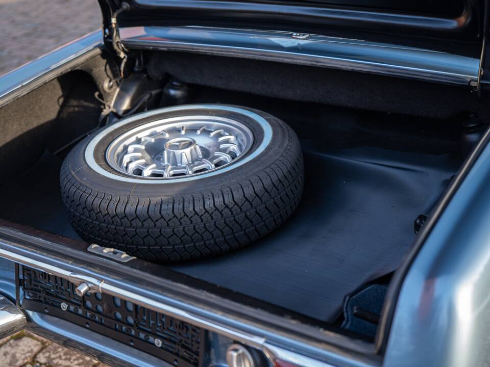 Bild 21/69 von Mercedes-Benz 230 SL (1967)