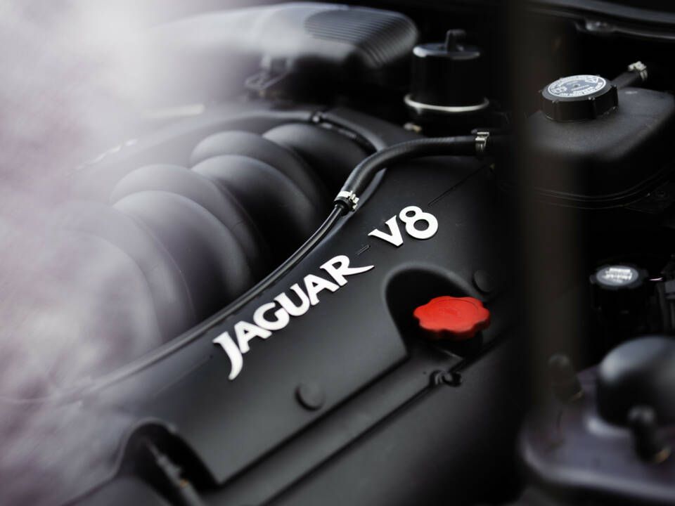 Imagen 12/36 de Jaguar XK8 4.0 (1999)