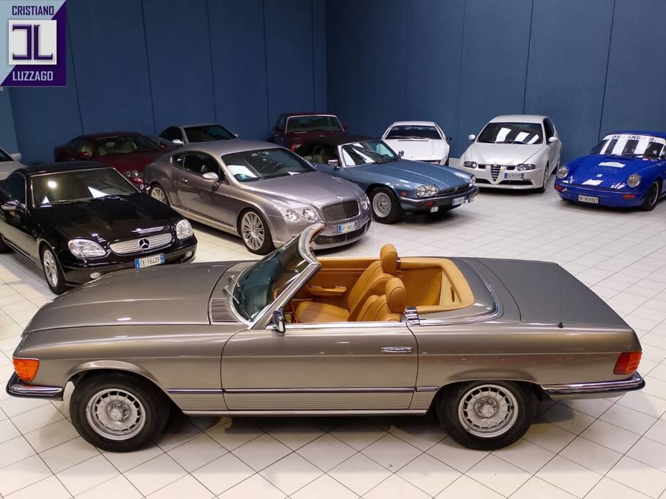 Image 9/60 of Mercedes-Benz 380 SL (1982)