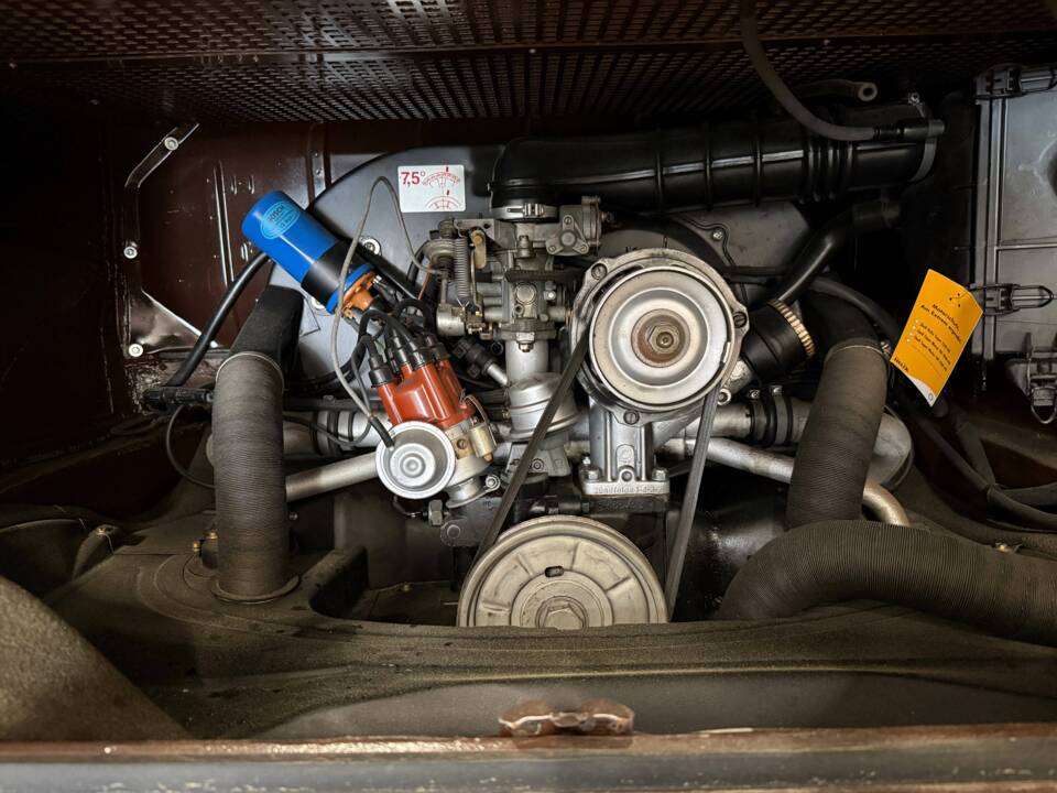 Image 11/19 of Volkswagen T2 Brasil Camper (1978)