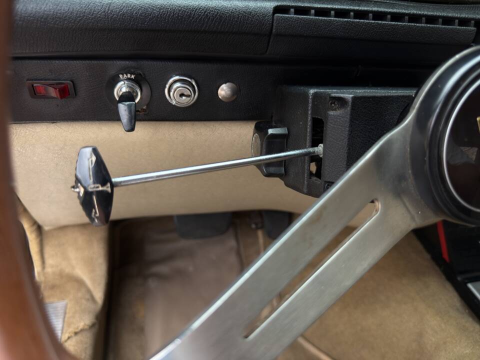 Imagen 32/34 de Rover 3500 (1973)
