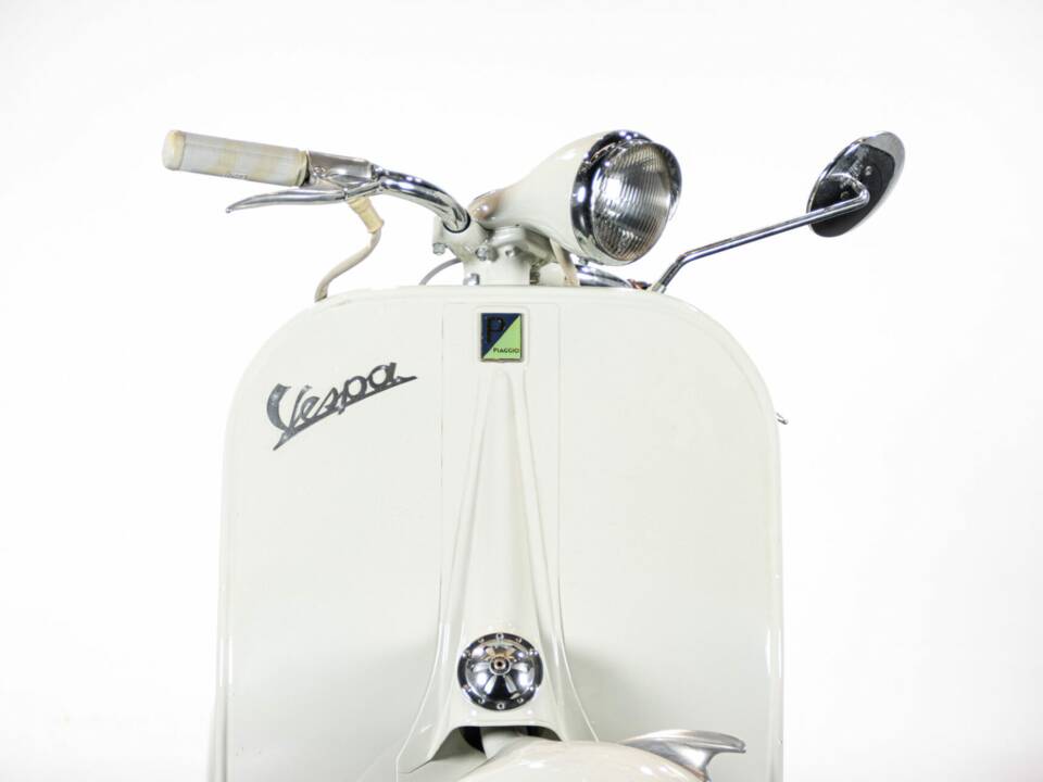 Afbeelding 31/50 van Piaggio Vespa 150 "Struzzo" VL (1956)