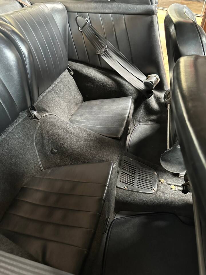 Image 17/25 of Porsche 912 (1967)
