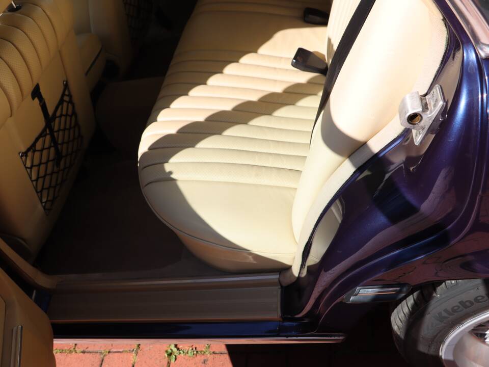 Image 30/57 de Mercedes-Benz 450 SEL 6,9 (1977)