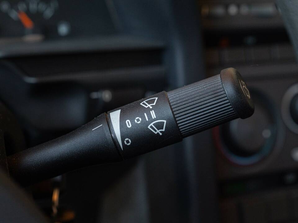 Image 38/50 de Alfa Romeo 164 2.0 (1991)