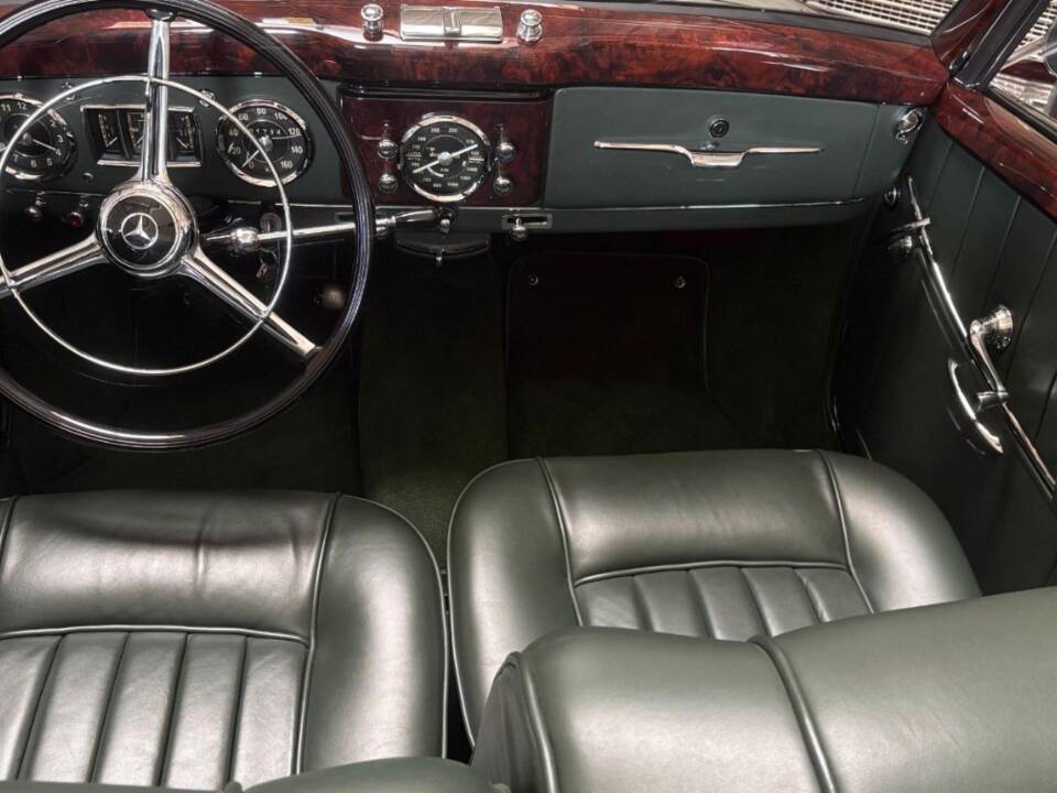 Bild 12/12 von Mercedes-Benz 220 Cabriolet A (1953)
