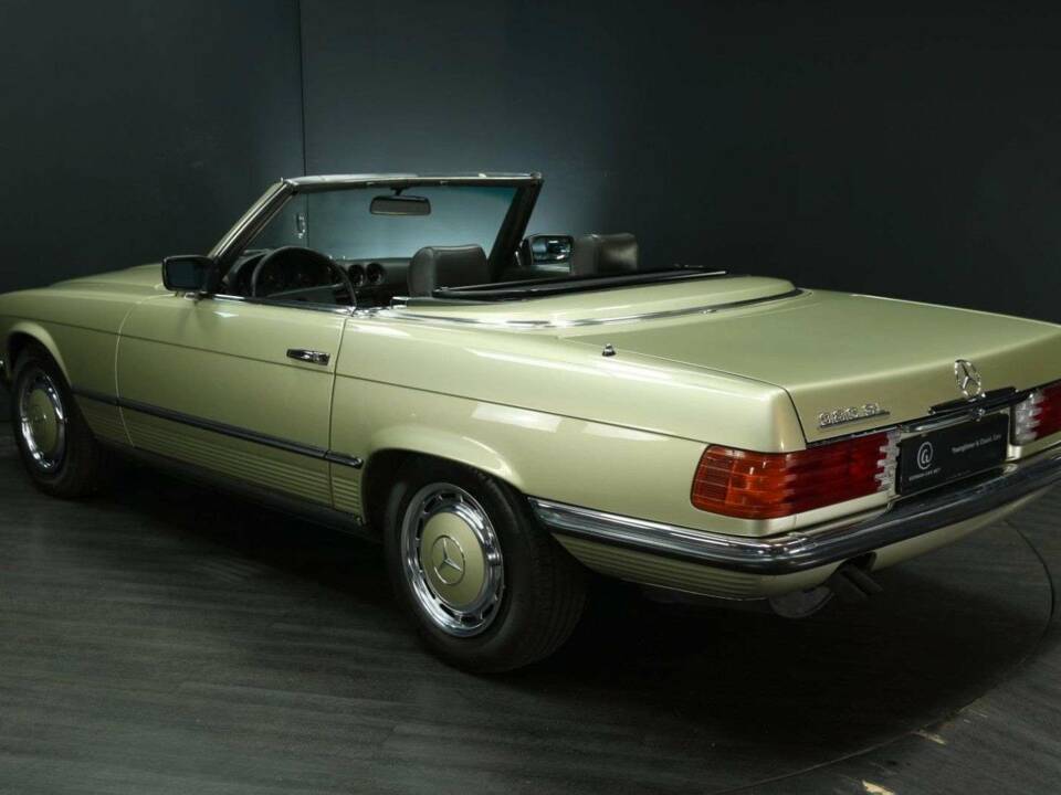 Imagen 4/50 de Mercedes-Benz 380 SL (1984)