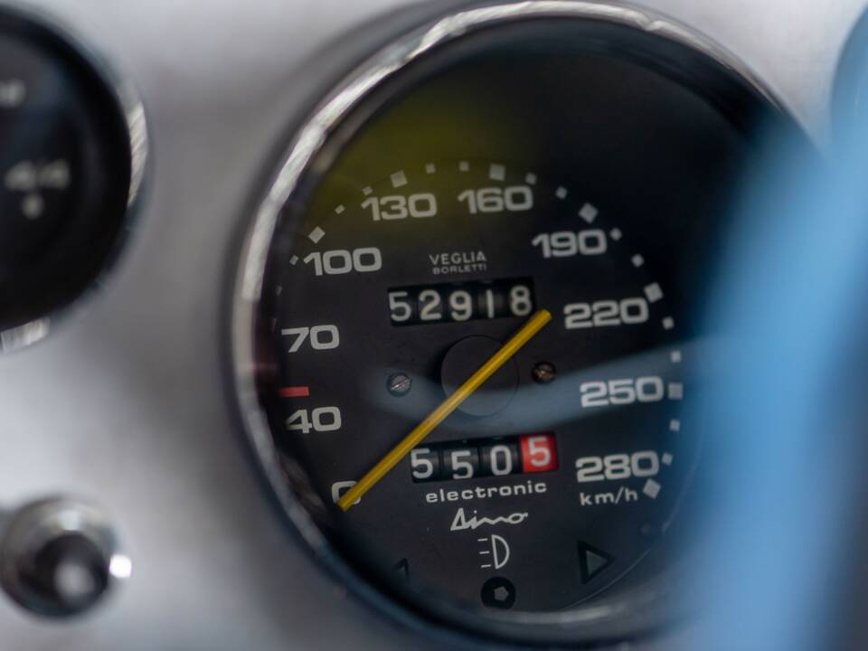 Image 27/50 of Ferrari Dino 308 GT4 (1977)