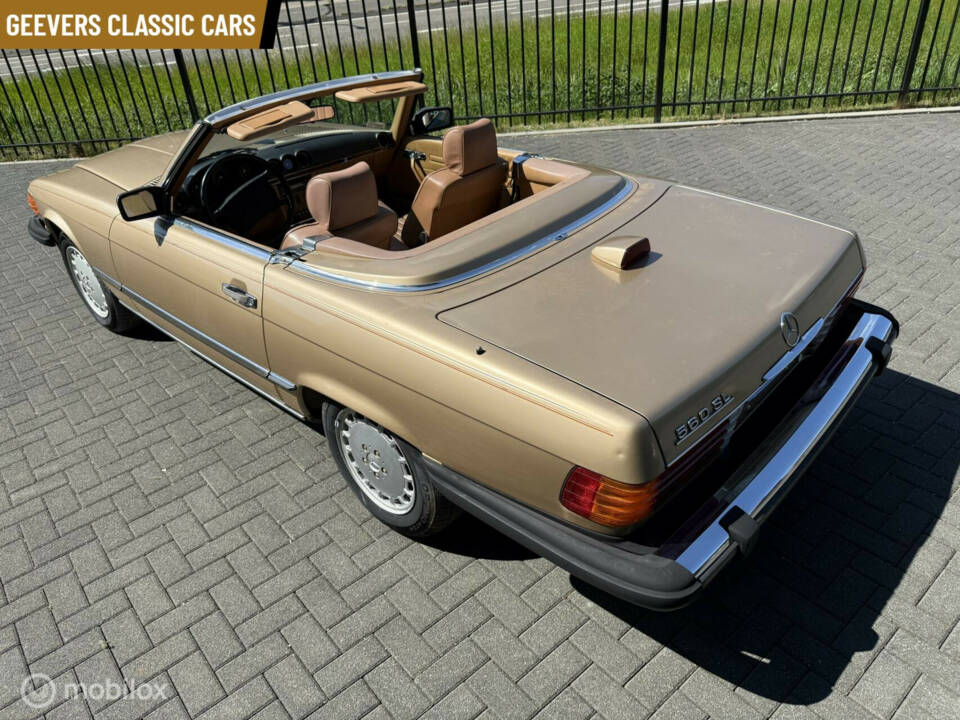 Imagen 13/41 de Mercedes-Benz 560 SL (1986)
