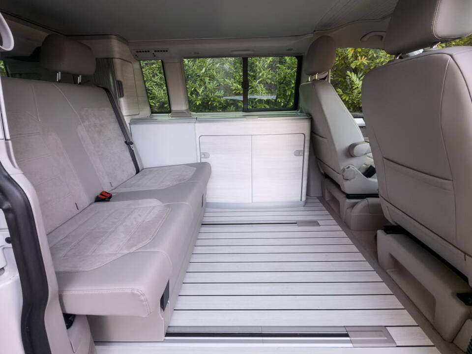 Bild 25/32 von Volkswagen T6 Multivan 2.0 TDI (2017)