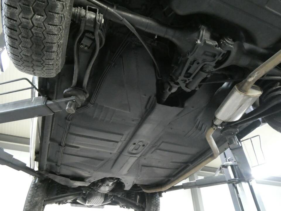 Image 22/27 of Mercedes-Benz 190 SL (1960)