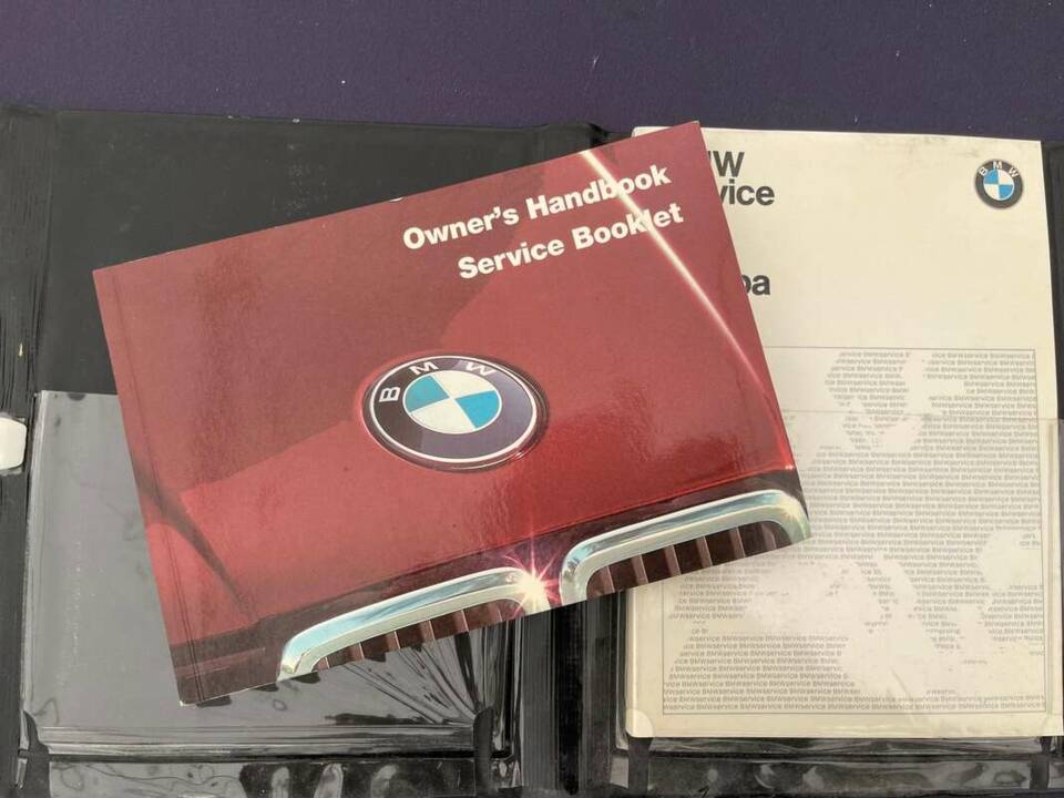 Image 46/50 of BMW 325i (1991)