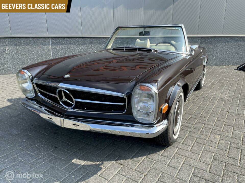 Bild 3/15 von Mercedes-Benz 280 SL (1970)