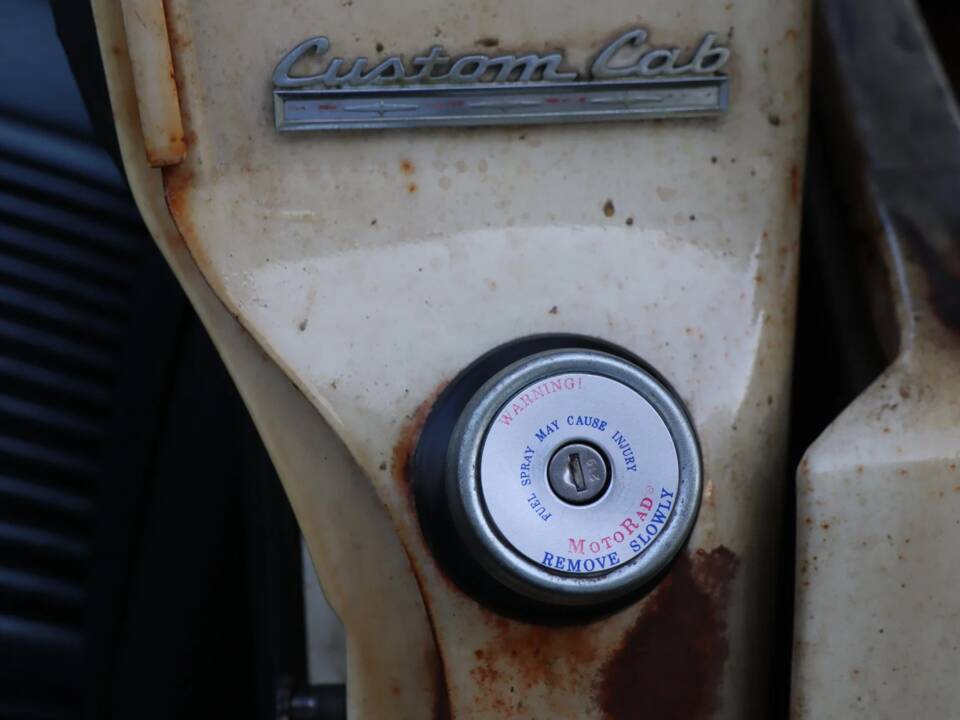 Image 34/52 of Ford F-100 (1967)