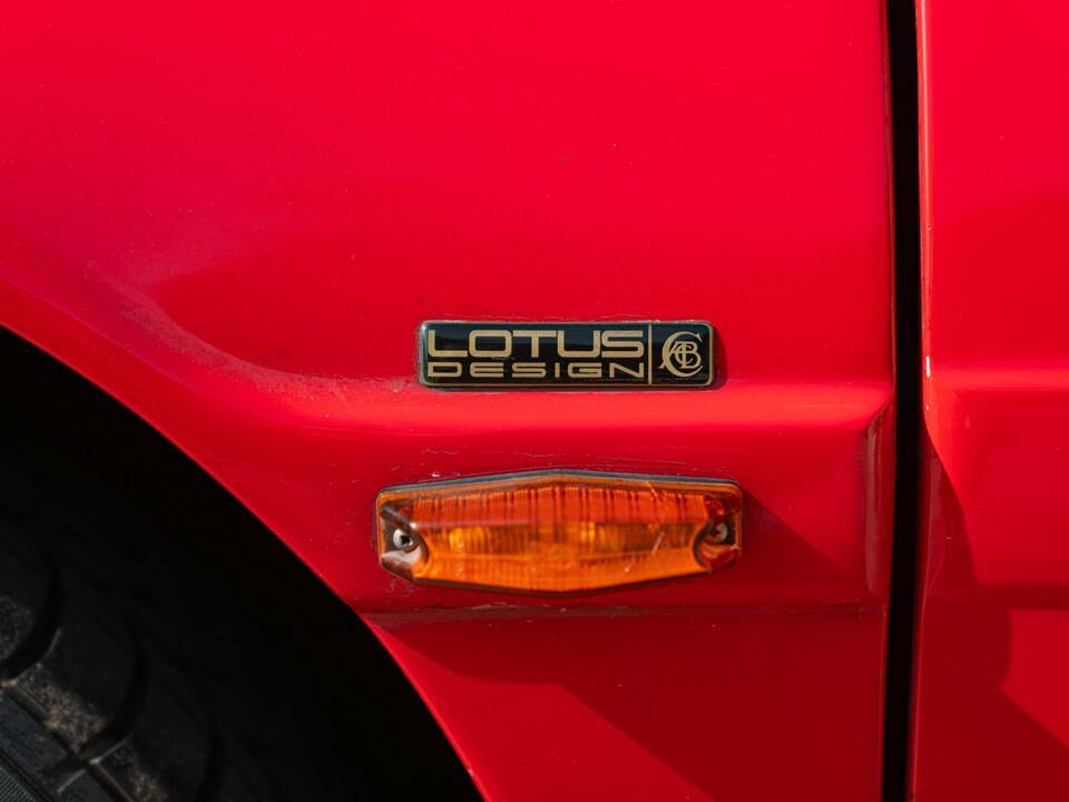 Image 18/50 of Lotus Esprit SE (1993)