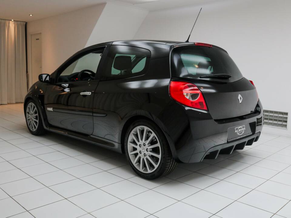 Imagen 3/14 de Renault Clio II 2.0 RS Cup (2007)