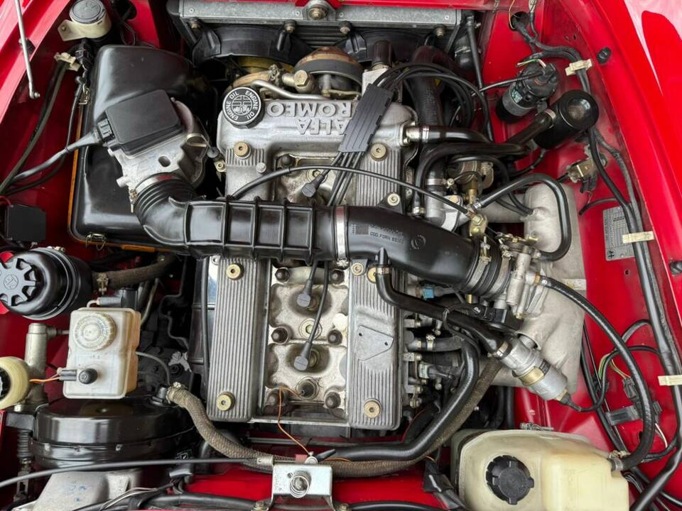 Image 16/21 of Alfa Romeo Spider 2.0 Twin Spark 16V (1994)