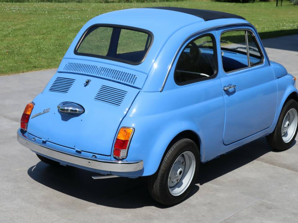 Image 48/50 of FIAT 500 F (1967)