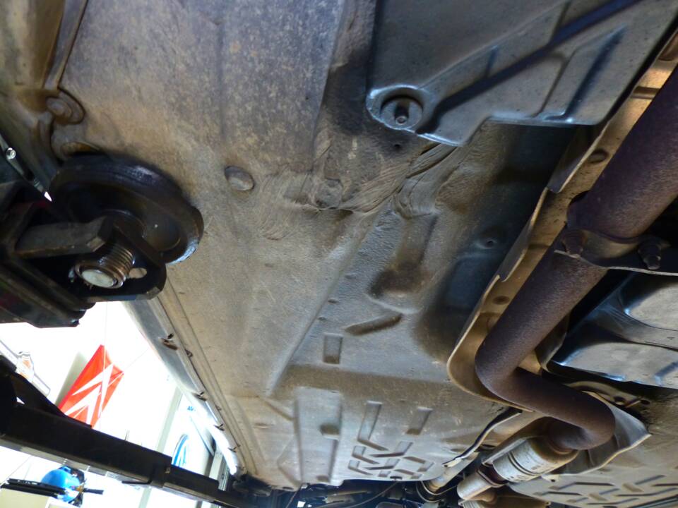 Immagine 49/73 di Mercedes-Benz 190 D 2.5 (1990)