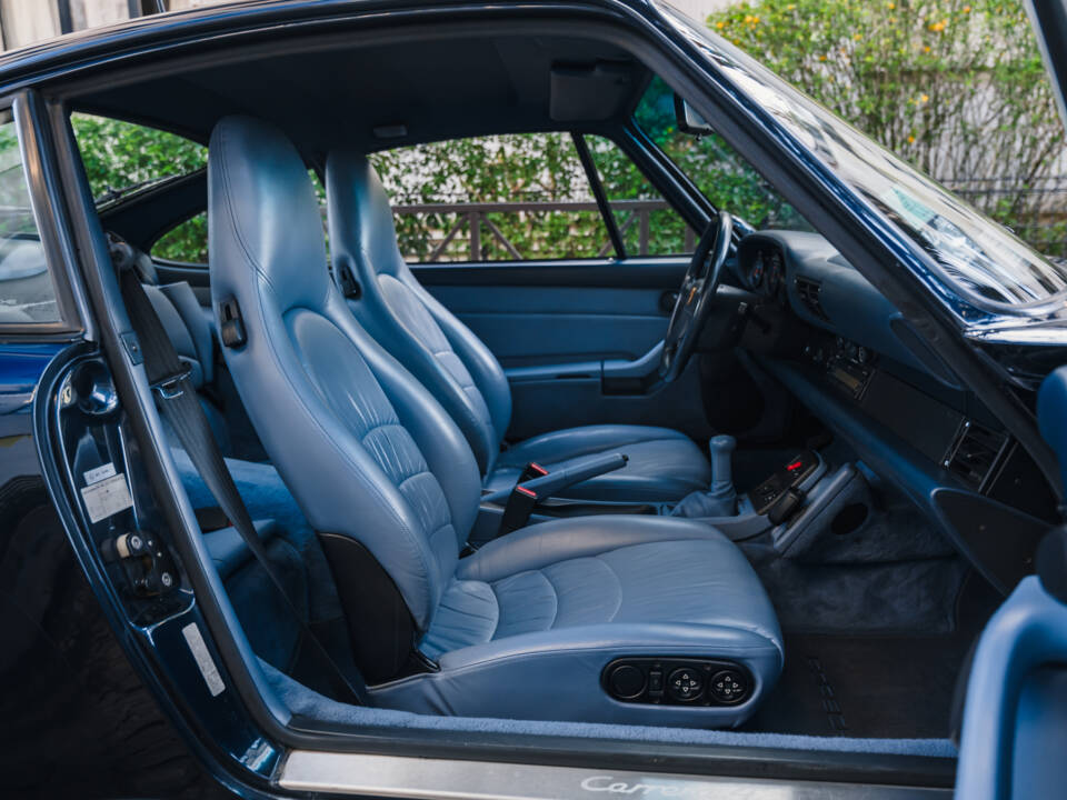 Bild 3/50 von Porsche 911 Carrera 4S (1996)