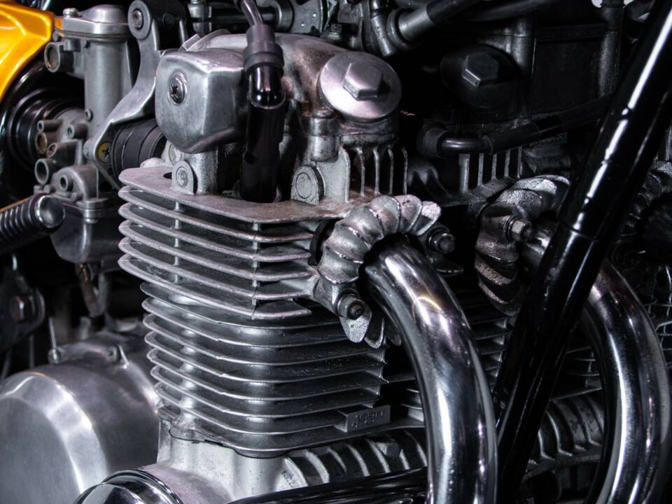 Bild 27/50 von Honda CB 500 Four (1975)
