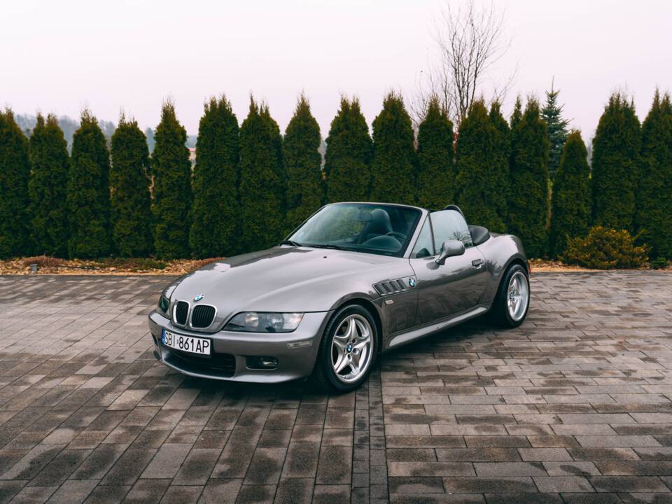 Bild 2/99 von BMW Z3 2.5 (2001)