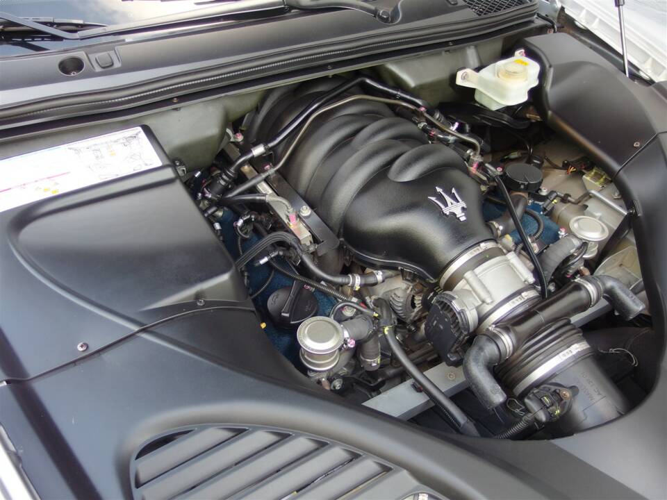 Bild 88/99 von Maserati Quattroporte 4.2 (2007)