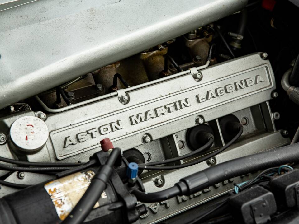 Image 12/43 of Aston Martin Lagonda (1979)