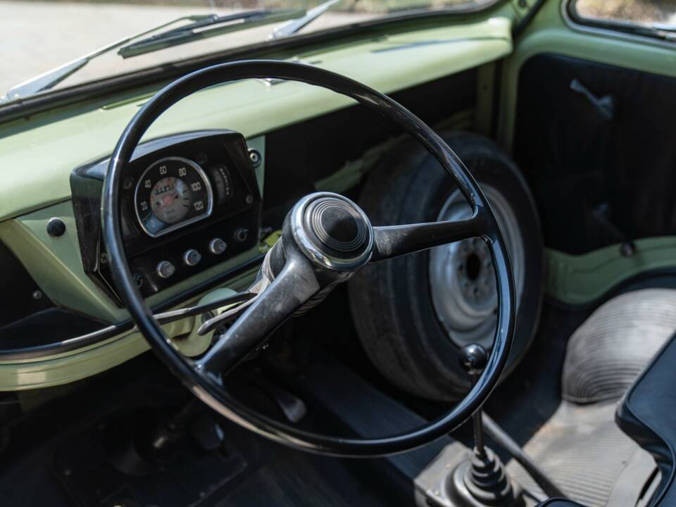 Immagine 26/44 di FIAT 850 T (1973)