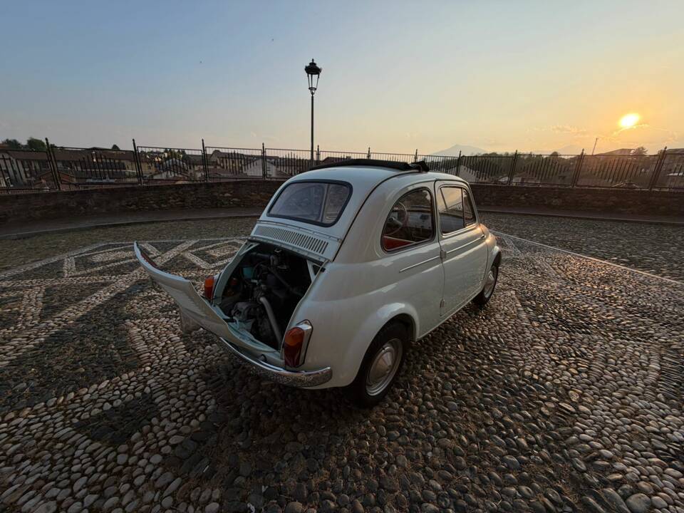 Image 36/63 de FIAT 500 D (1964)