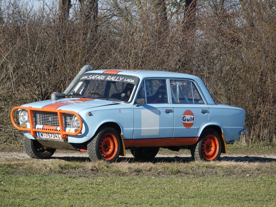 Imagen 7/26 de Lada 1300 (1978)