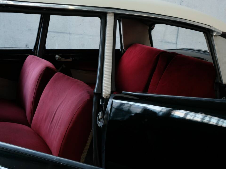 Bild 24/46 von Citroën ID 19 (1962)