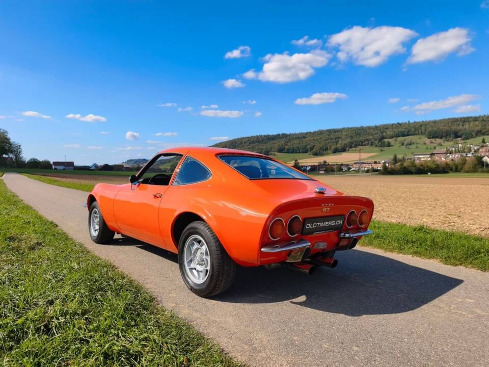Bild 2/24 von Opel GT 1900 (1972)