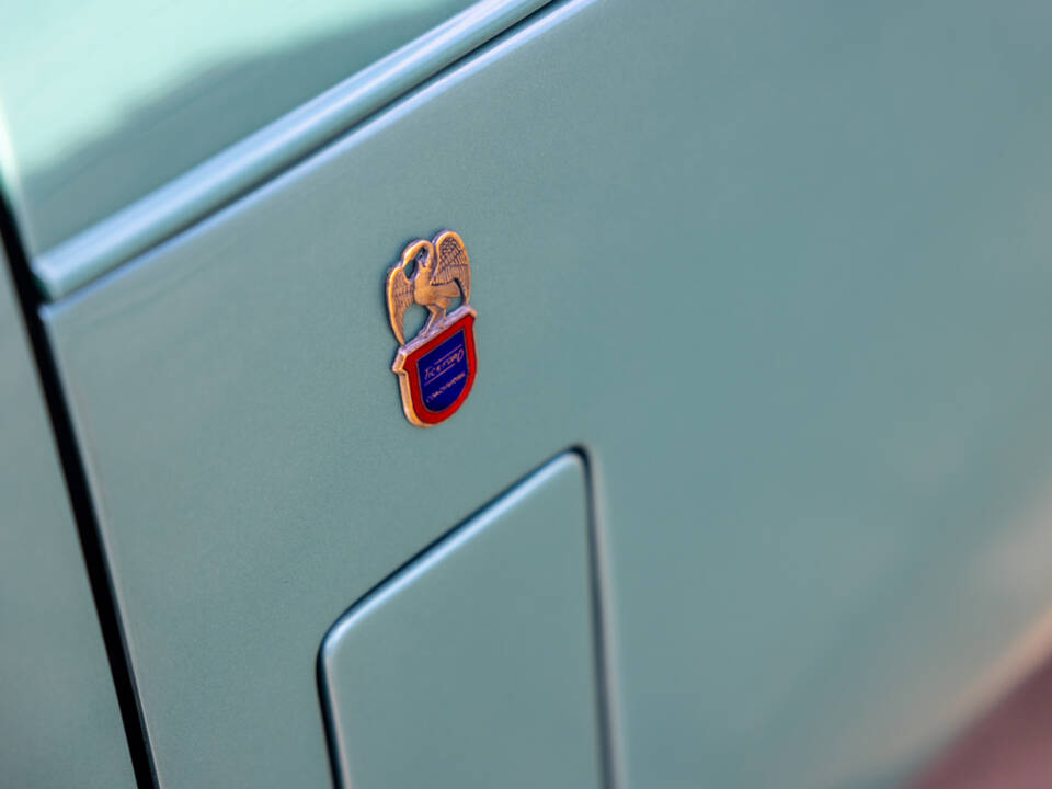 Image 33/50 of Aston Martin DB 2&#x2F;4 Mk III (1958)