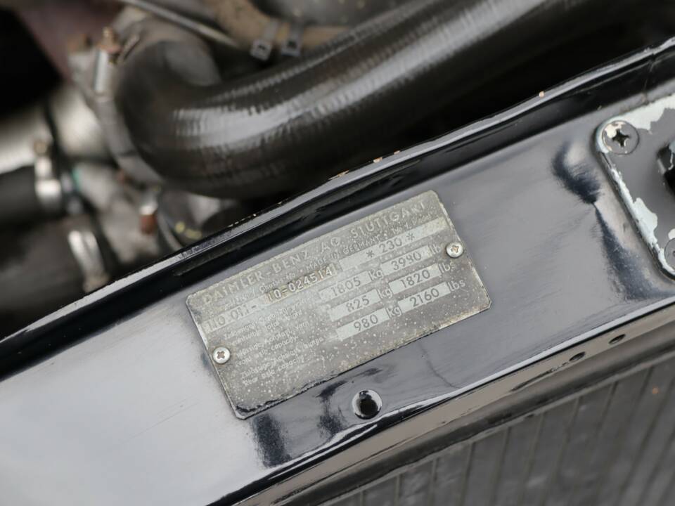 Afbeelding 46/50 van Mercedes-Benz 230 S (1967)