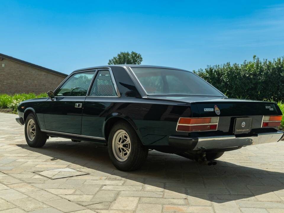 Image 7/49 of FIAT 130 Coupé (1973)