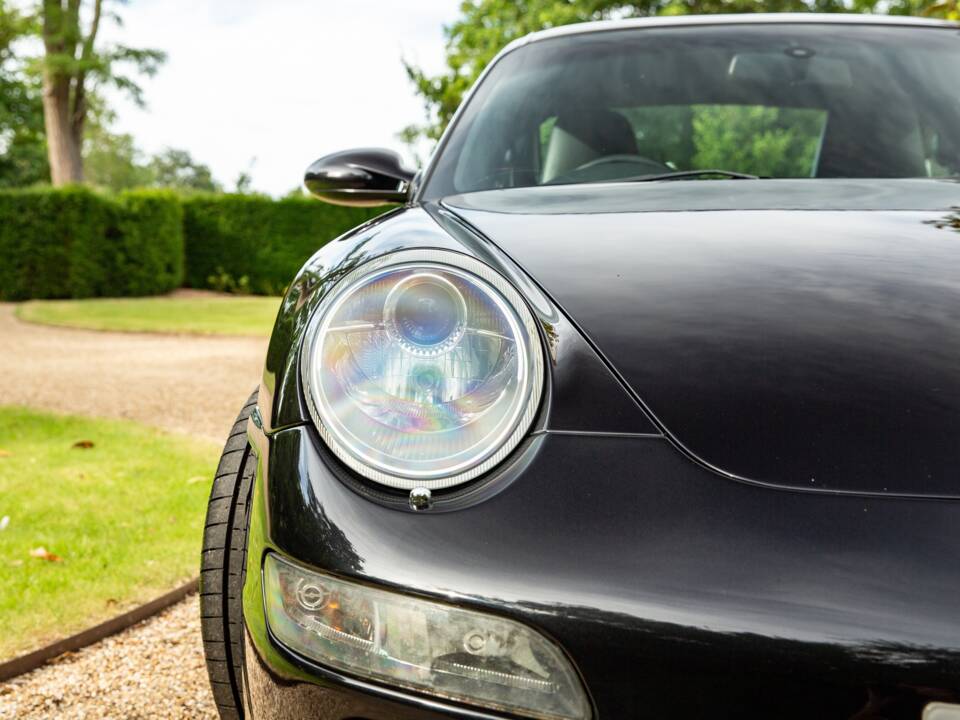 Immagine 37/37 di Porsche 911 Carrera S (2006)