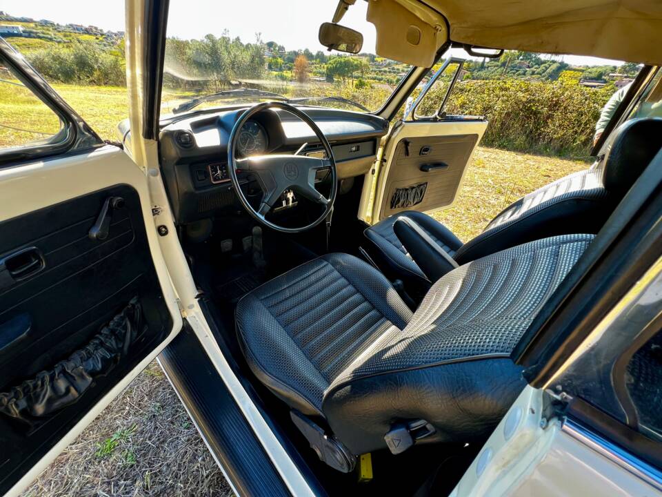 Bild 21/87 von Volkswagen Käfer 1303 (1976)