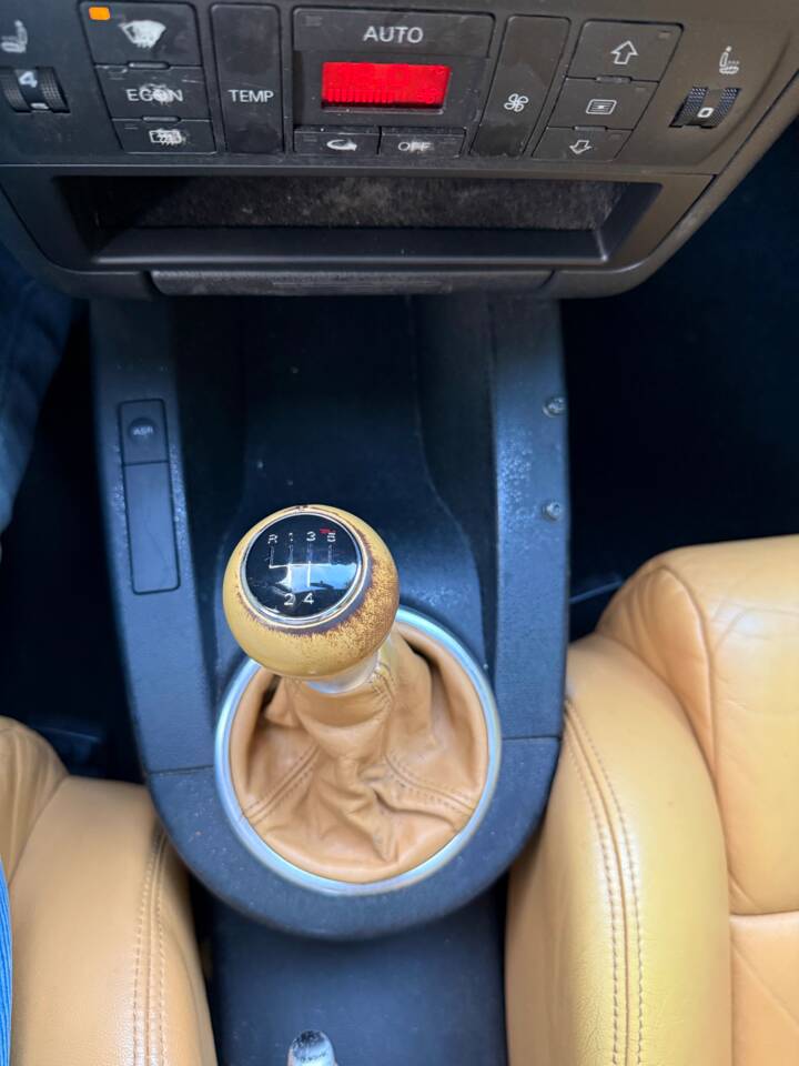 Imagen 33/59 de Audi A2 1.4 (2001)