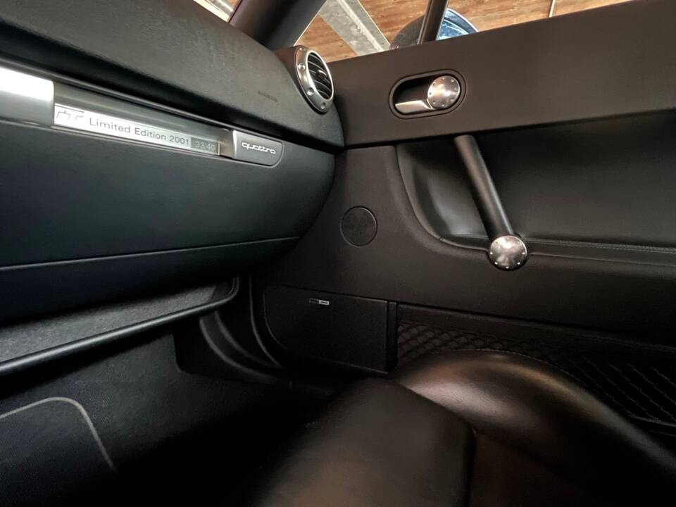 Bild 17/64 von Audi TT 1.8 T quattro (2001)