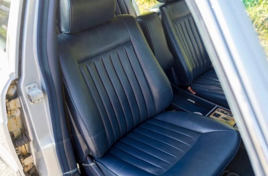 Image 42/100 of Mercedes-Benz 500 SEL (1983)