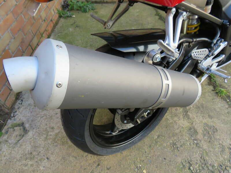 Imagen 38/40 de Yamaha DUMMY (2002)