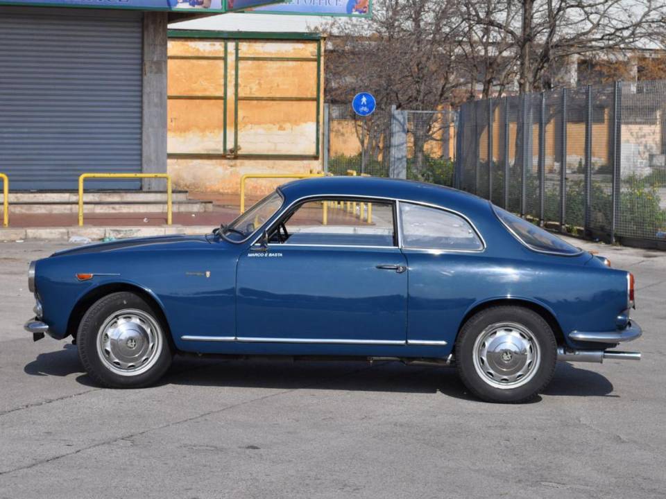 Imagen 2/17 de Alfa Romeo Giulietta Sprint (1960)