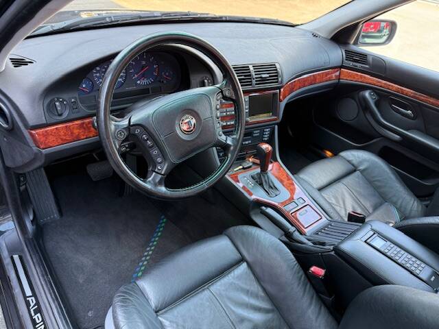 Bild 11/31 von ALPINA B10 V8 (2000)